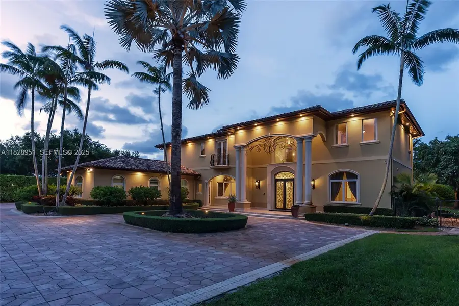 10851 SW 63rd Ave, Pinecrest, FL 33156 - Image #2