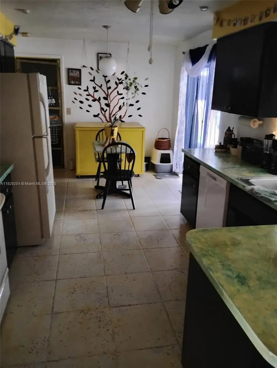 477 W Buttonbush Dr, Beverly Hills, FL 34465 - Image #3