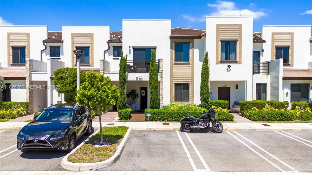 21018 NE 8th Ave #21018, Miami, FL 33179 - Image #1