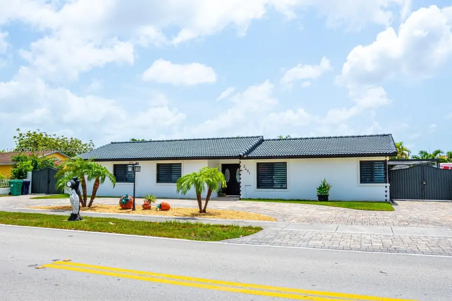 2401 SW 132nd Ave, Miami, FL 33175 - #2