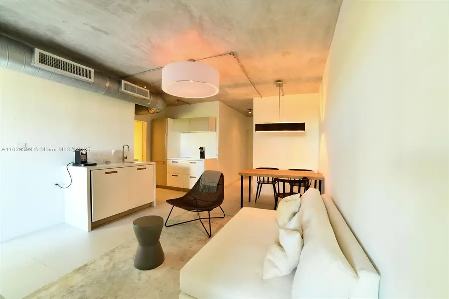 3 Island Ave #7A, Miami Beach, FL 33139 - Image #2