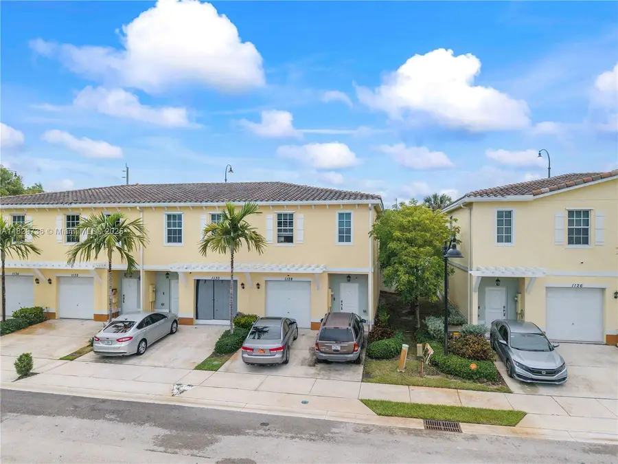1128 NW 40th Ter, Lauderhill, FL 33313 - Image #2