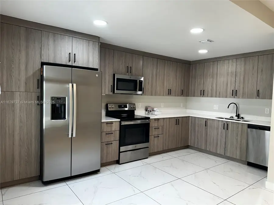 25767 SW 144th Ave, Homestead, FL 33032 - Image #3