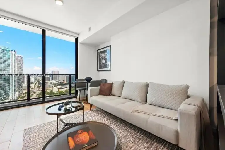 398 NE 5th St #4207, Miami, FL 33132 - Image #3