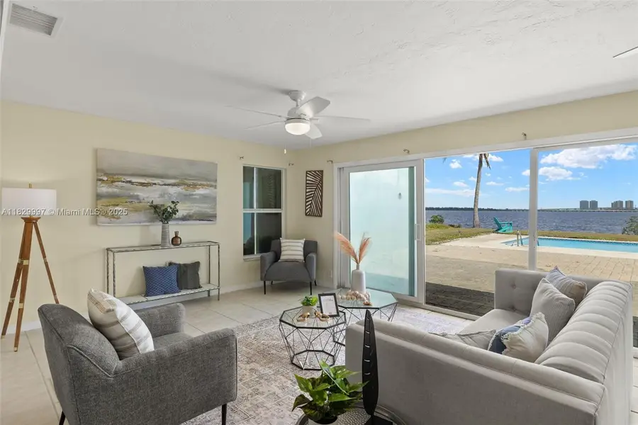 746 Overiver Drive, Fort Myers, FL 33903 - Image #3