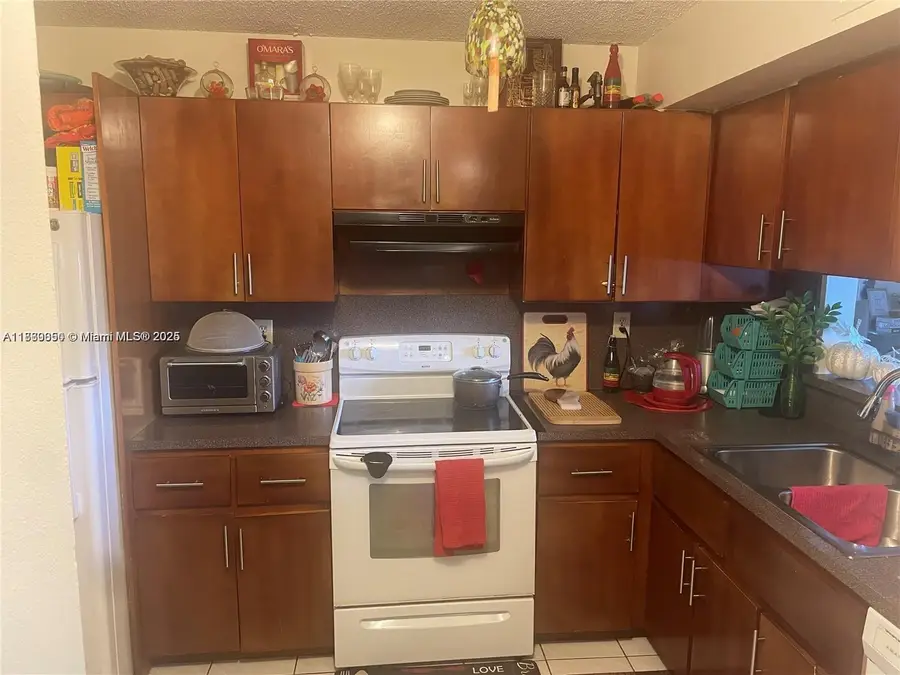 3399 Foxcroft Rd #315, Miramar, FL 33025 - #2
