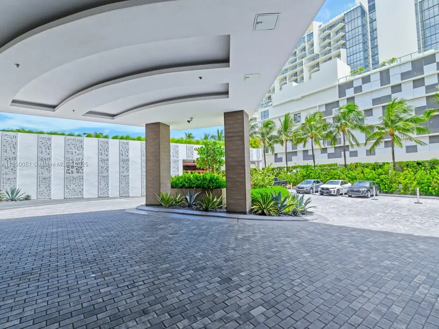 2301 Collins Ave #1631, Miami Beach, FL 33139 - Image #3