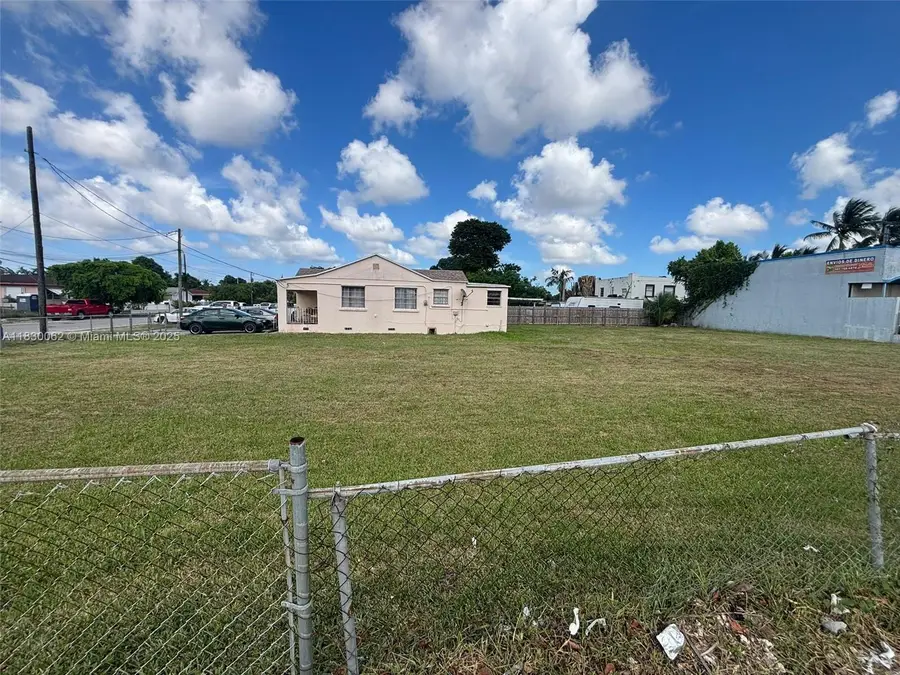 3186 NW 33rd St, Miami, FL 33142 - Image #2
