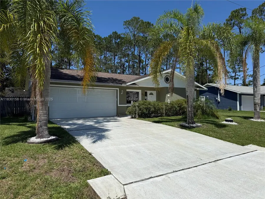43 Westmount Ln, Palm Coast, FL 32164 - Image #2