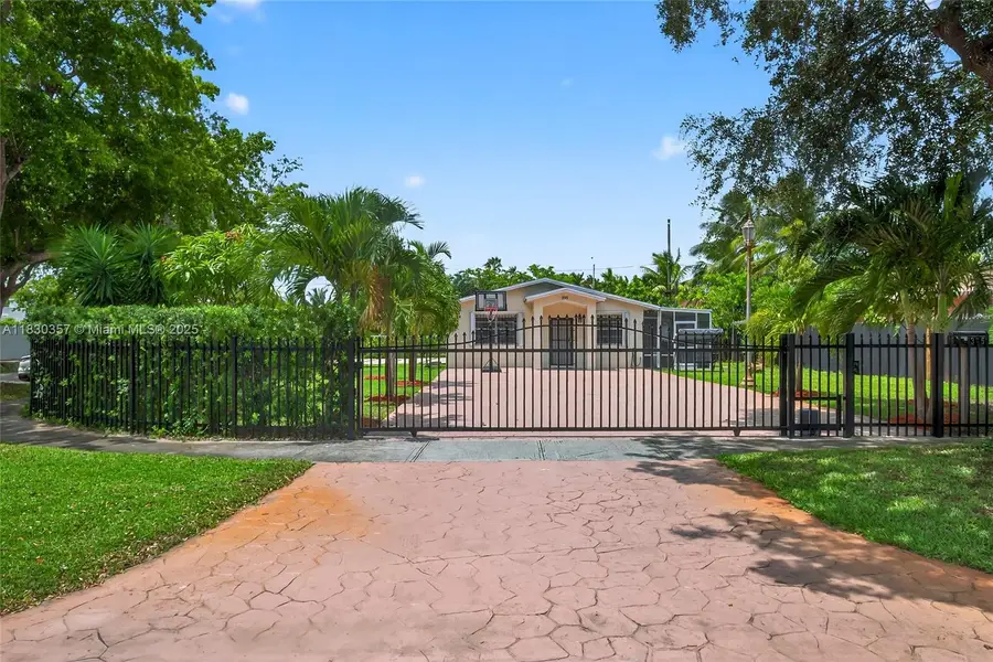 395 NW 124th St, North Miami, FL 33168 - Image #3