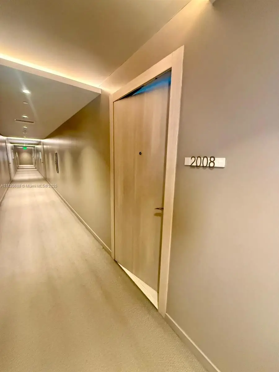 1000 Brickell Plz #2008, Miami, FL 33131 - #2