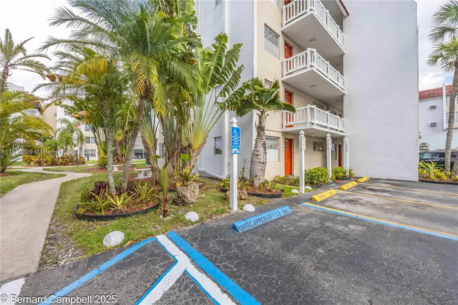 3531 Inverrary Dr #101, Lauderhill, FL 33319 - Image #3
