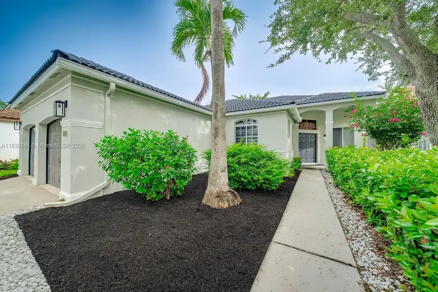 1212 Camellia Ln, Weston, FL 33326 - Image #3