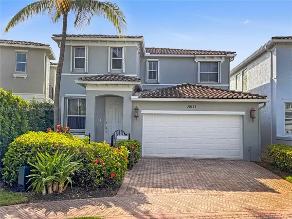 21033 NE 32nd Ave, Aventura, FL 33180