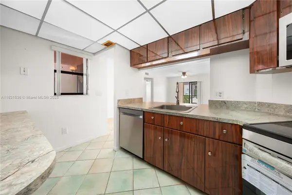 20905 NE 8th Ct #101-36, Miami, FL 33179