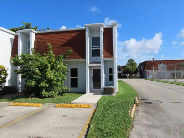 606 NW 107th Ave #11B, Miami, FL 33172