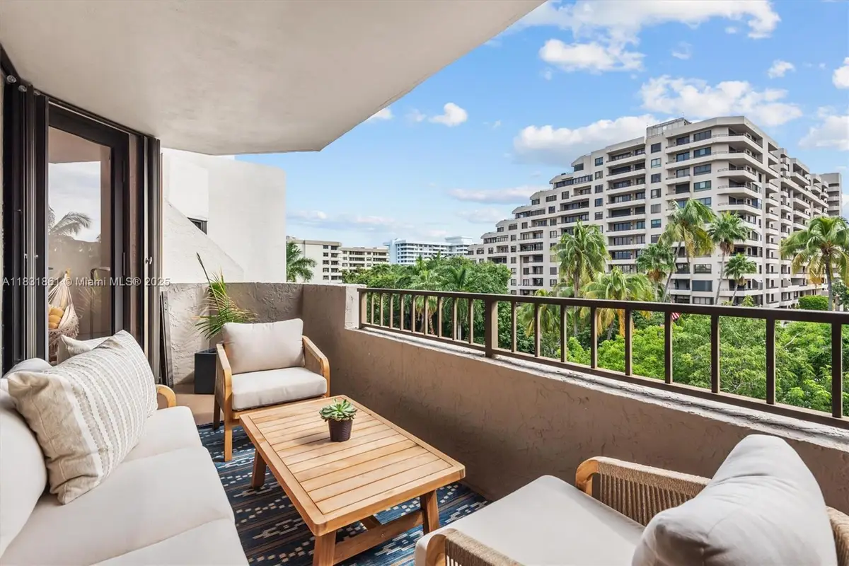 161 Crandon Blvd #412, Key Biscayne, FL 33149 - Image #1