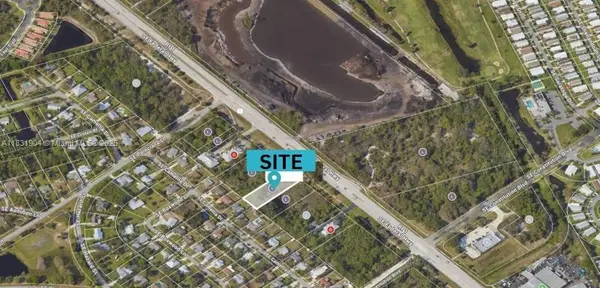 8220 SE Federal Hwy, Hobe Sound, FL 33455