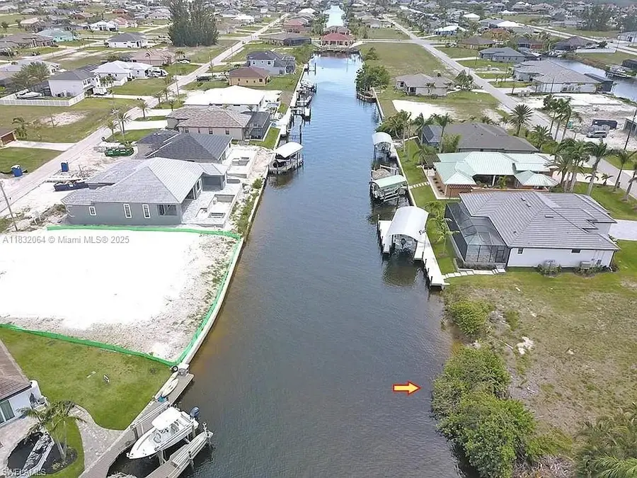 1253 NW 39th Ave, Cape Coral, FL 33993 - #2