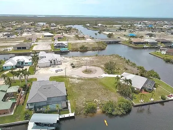 1253 NW 39th Ave, Cape Coral, FL 33993 - #3