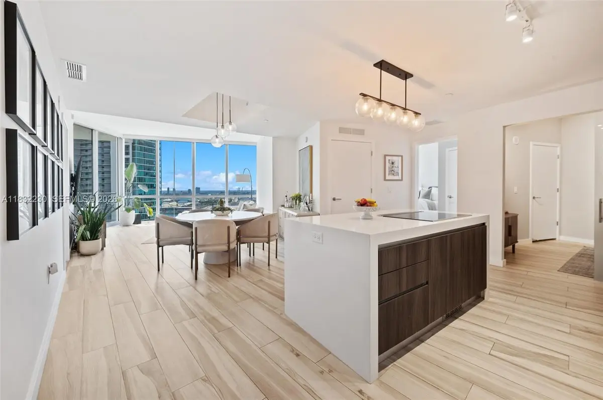 851 NE 1st Ave #2809, Miami, FL 33132 - Image #1