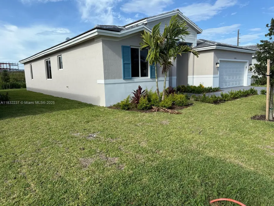 1866 NE 1st St, Homestead, FL 33033 - Image #2