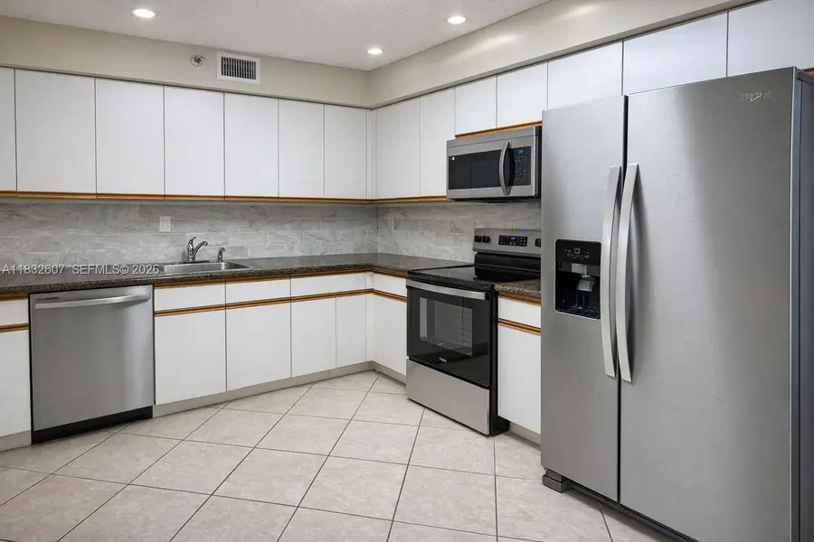 3530 Mystic Pointe Dr #2207, Aventura, FL 33180 - #3