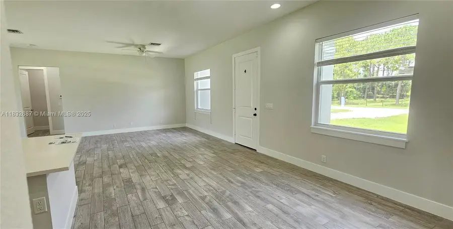 17186 N 84th Ct, Loxahatchee, FL 33470 - Image #2