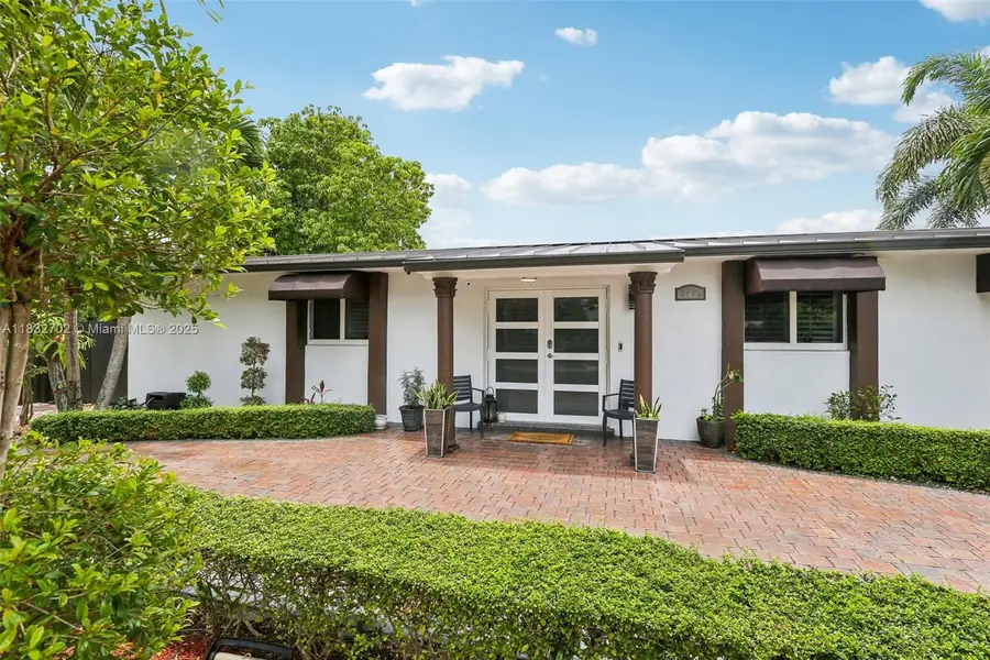 2550 SW 68th Ave, Miami, FL 33155 - Image #2