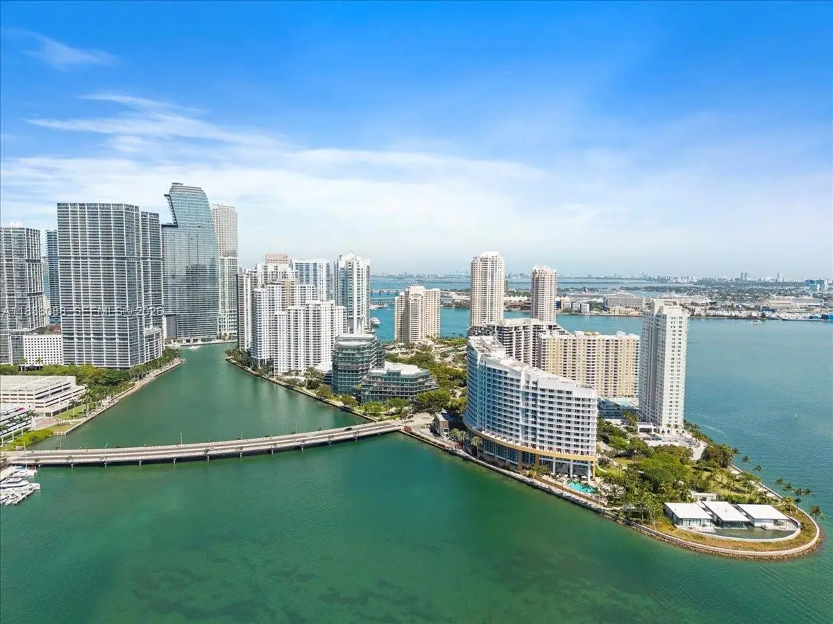 888 Brickell Key Dr #1502, Miami, FL 33131 - Image #1