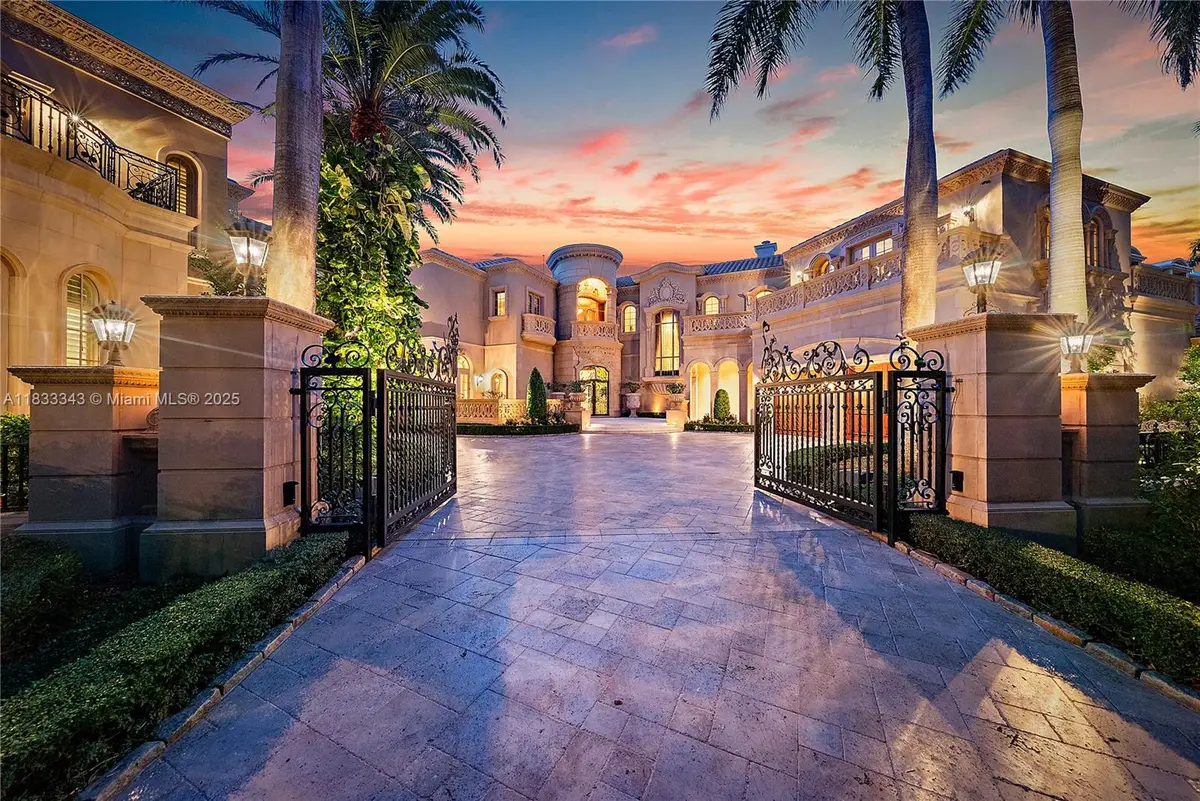 209 Commodore Dr, Jupiter, FL 33477 - Image #1