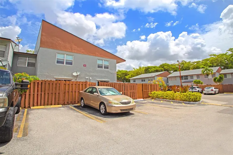 15411 SW 81st Cir Ln #34, Miami, FL 33193 - Image #2