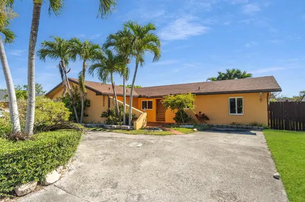 6525 SW 107th Ave, Miami, FL 33173