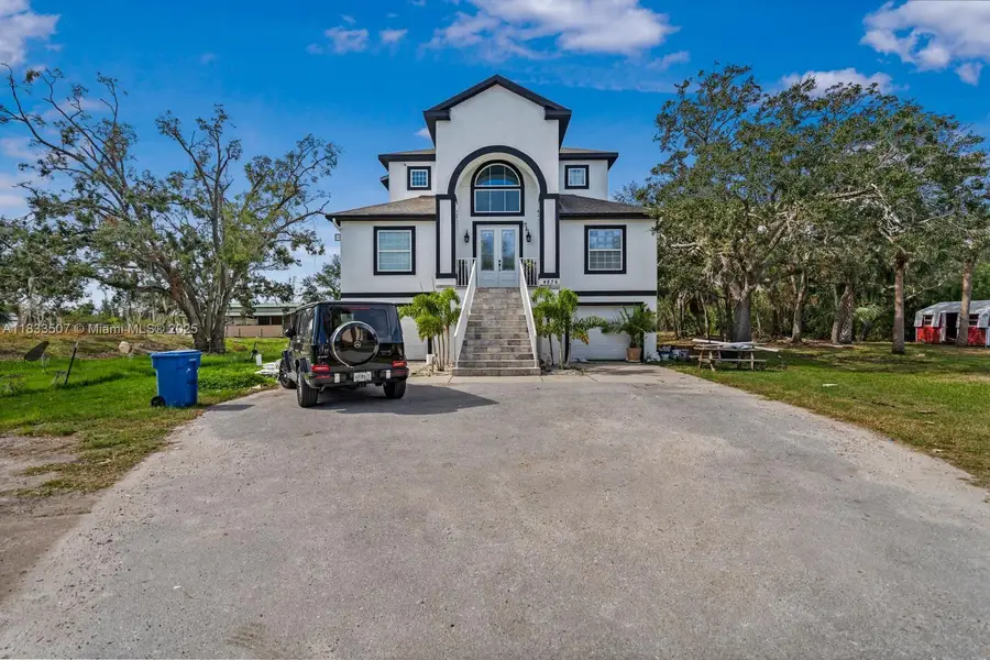 4836 Troydale Road, Town N Country, FL 33615View - Image #2