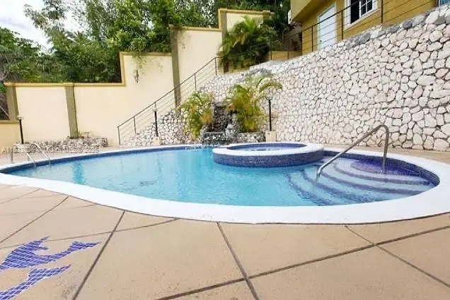 00 Millsboro. Kingston, Jamaica, Kingston, FL  - Image #2