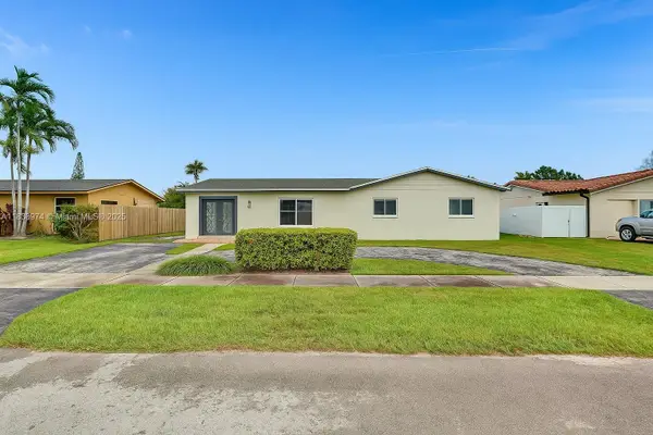 12763 SW 45th Ter, Miami, FL 33175