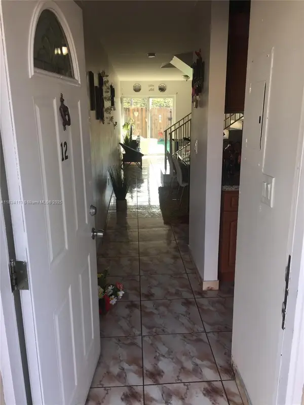 16700 NW 55th Ave #12, Miami Gardens, FL 33055