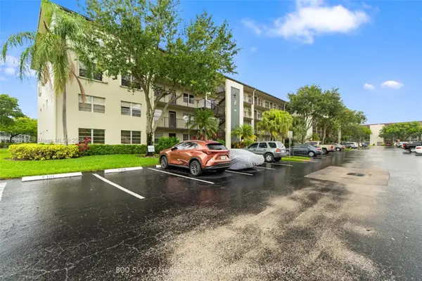 800 SW 131st Ave #406F, Pembroke Pines, FL 33027