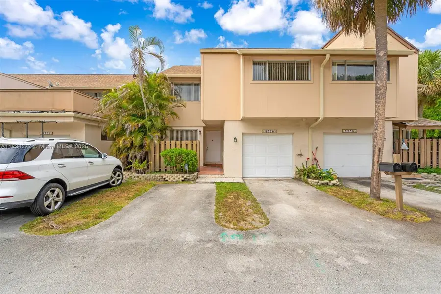 8256 NW 9th Ct #2, Plantation, FL 33324 - Image #3