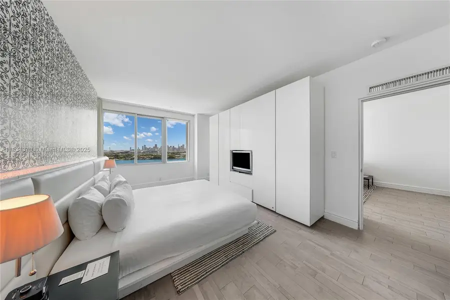 1100 West Ave #1614, Miami Beach, FL 33139 - Image #2