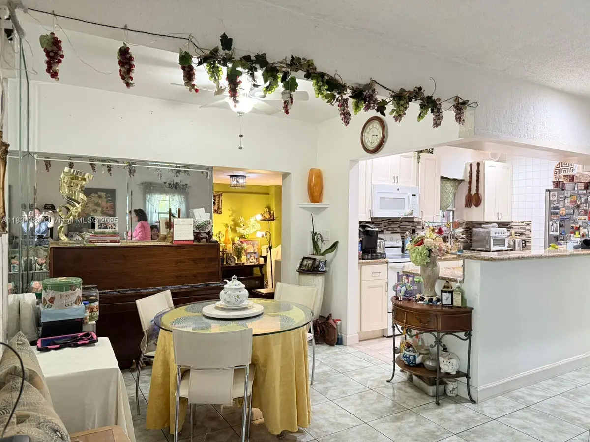 1535 NE 171st St, North Miami Beach, FL 33162 - Image #1