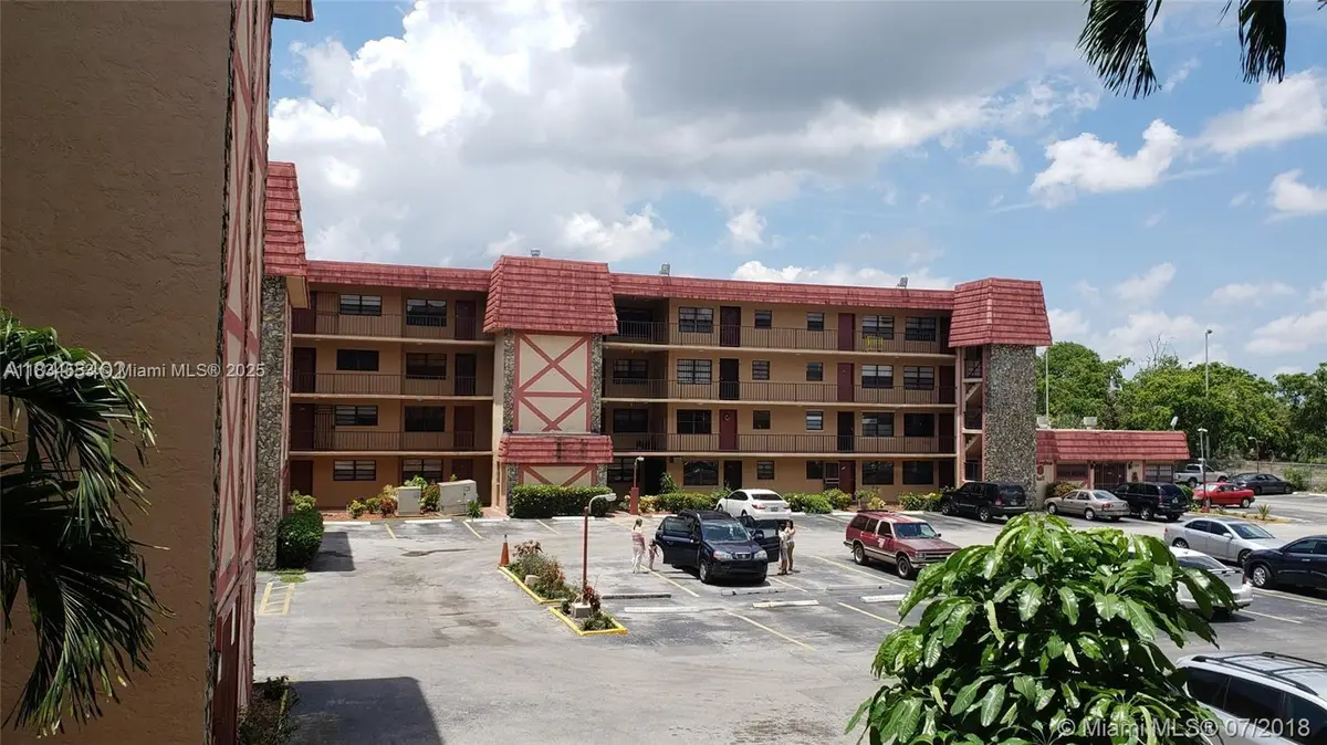 1325 W 68th St #214, Hialeah, FL 33014 - Image #1