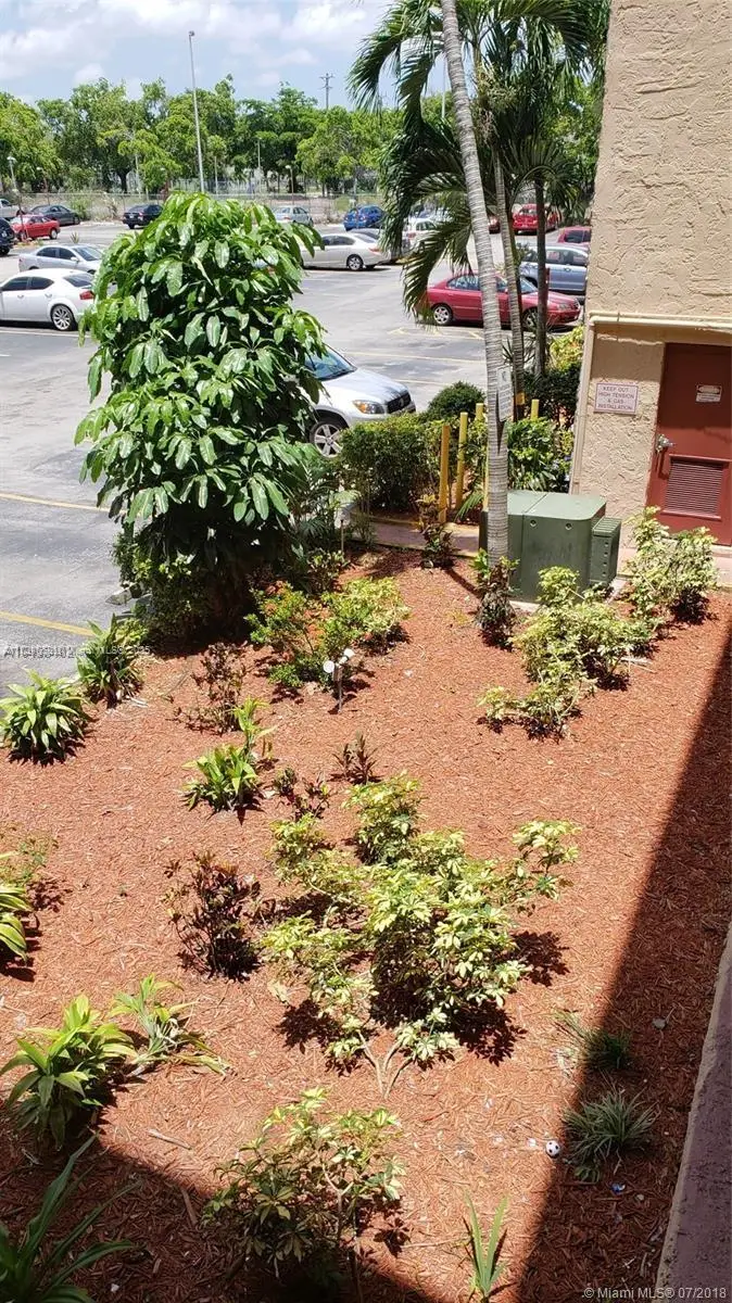 1325 W 68th St #214, Hialeah, FL 33014 - Image #3