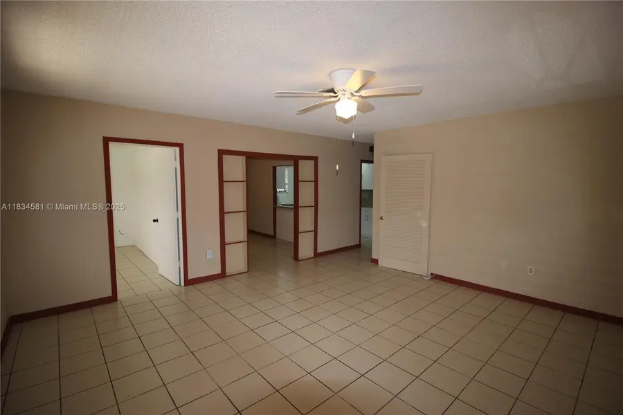 2216 SW 62nd Ave, Miami, FL 33155 - Image #2