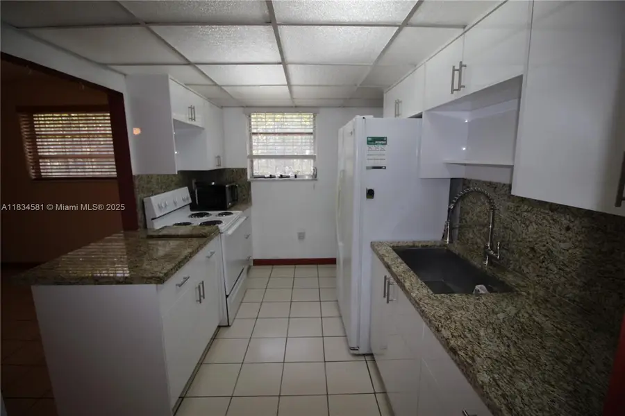 2216 SW 62nd Ave, Miami, FL 33155 - Image #3