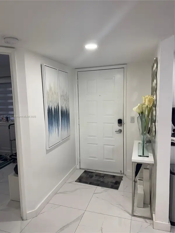 13355 SW 16th Ct #105E, Pembroke Pines, FL 33027