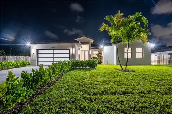 8220 SW 193rd Terrace, Cutler Bay, FL 33157