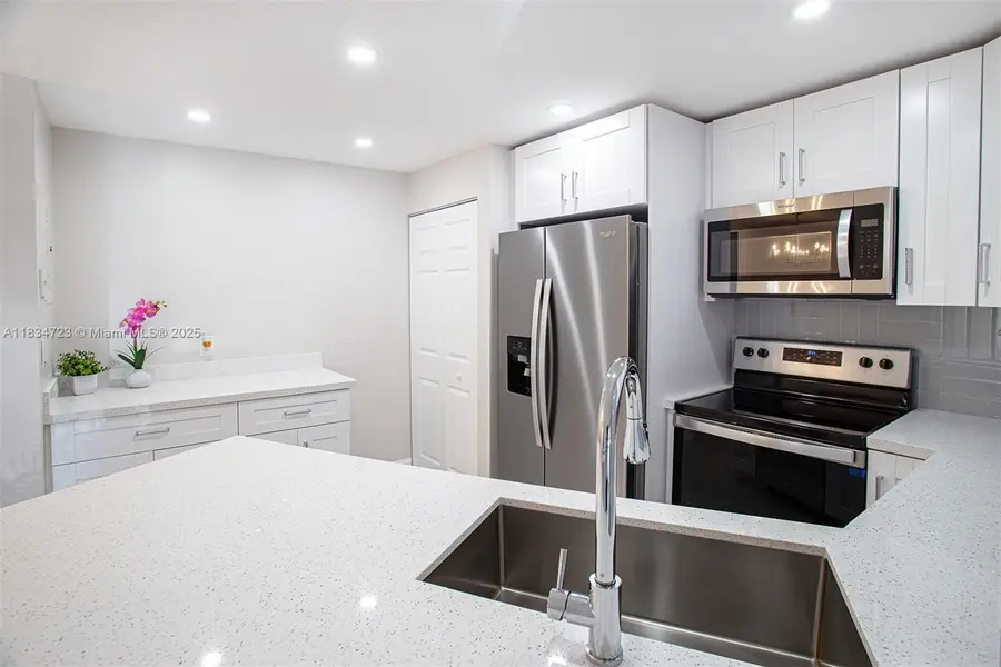 7527 S Oriole Blvd #101, Delray Beach, FL 33446 - Image #2