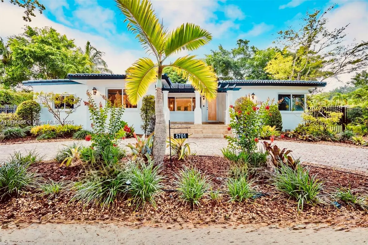 5701 SW 33rd St, Miami, FL 33155 - Image #1