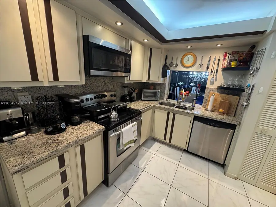 3910 Inverrary Blvd #603-B, Lauderhill, FL 33319 - Image #2